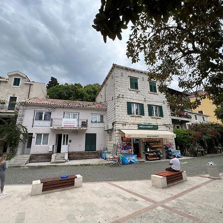 Apartments Astoria Hn Herceg Novi Dış mekan fotoğraf